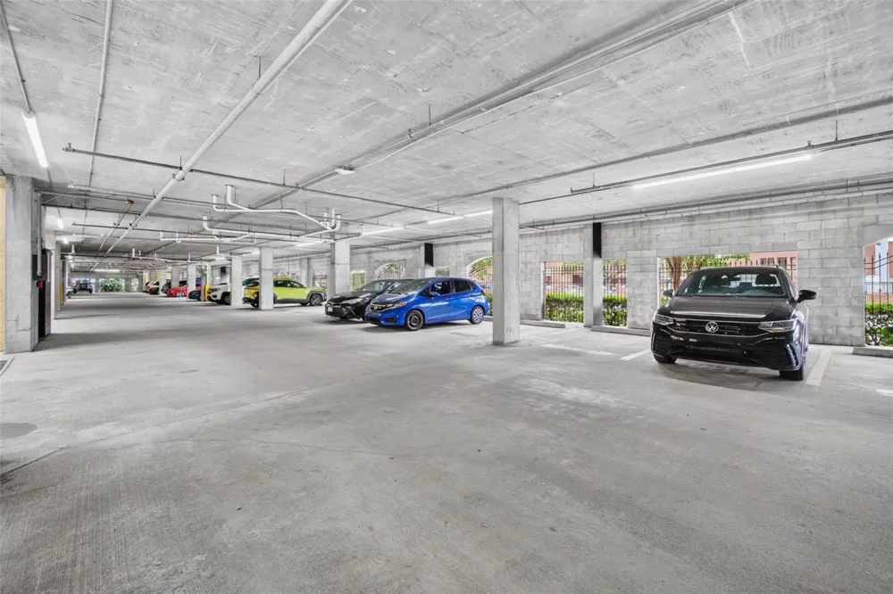 2010 E PALM AVENUE #14318 Tampa, FL 33605