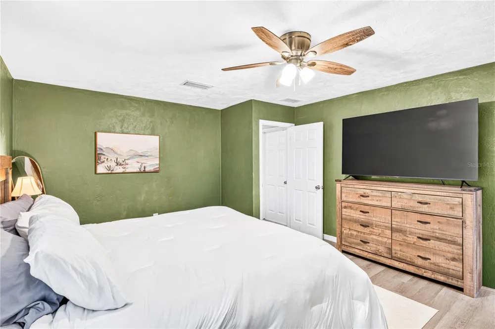 2627 UNITY TREE DRIVE Edgewater, FL 32141