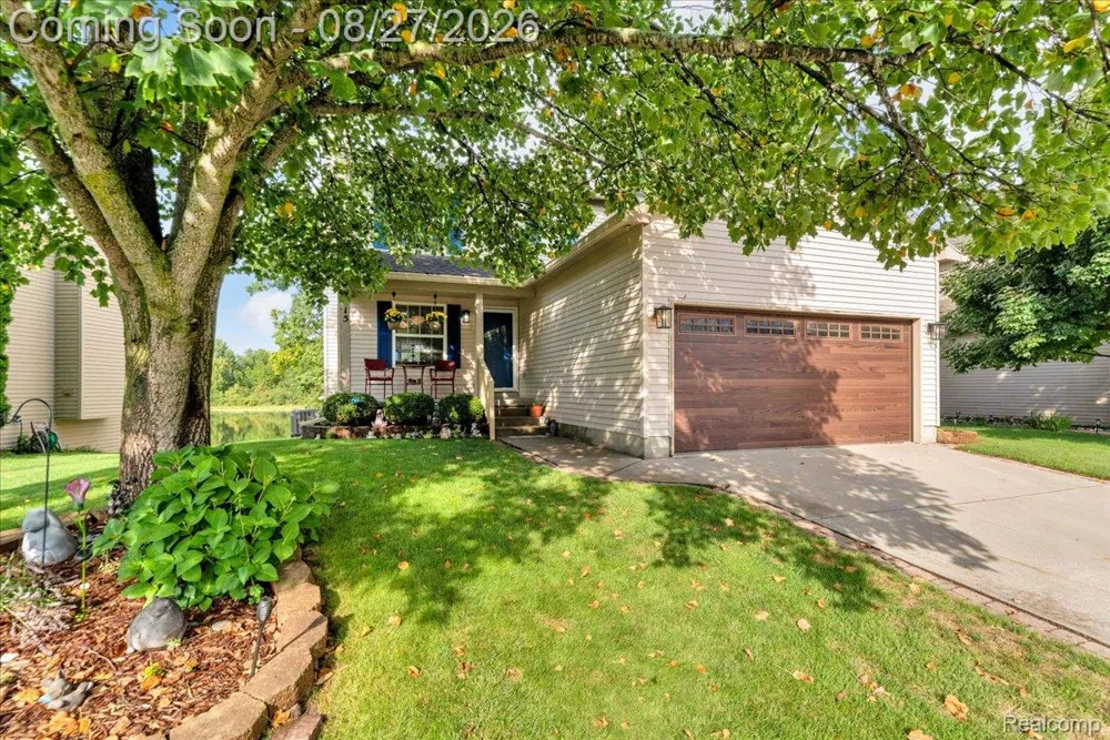 415 Mill Pond Drive Fenton City, MI 48430