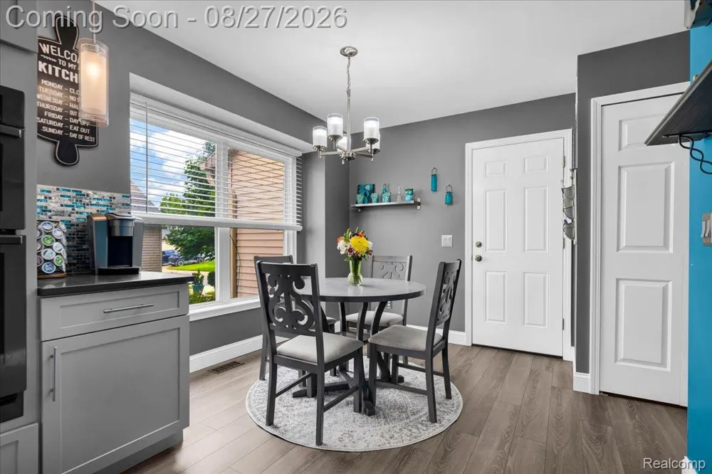 415 Mill Pond Drive Fenton City, MI 48430