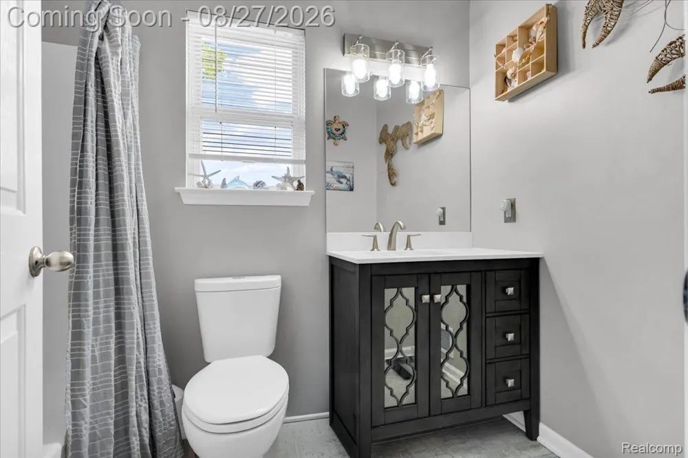 415 Mill Pond Drive Fenton City, MI 48430