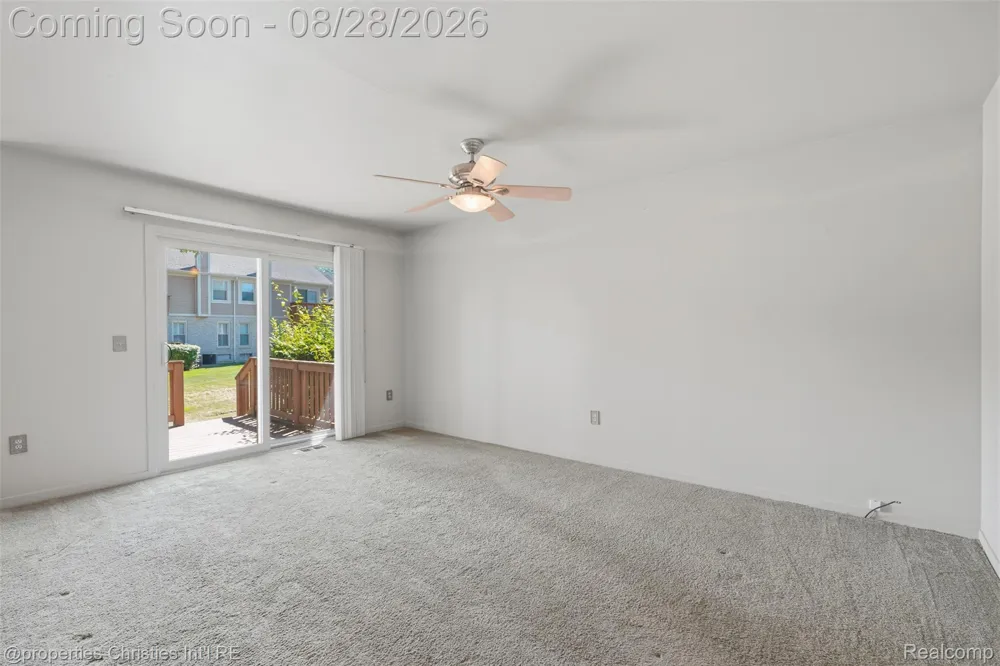 9360 Eastwind Drive #13 Livonia City, MI 48150