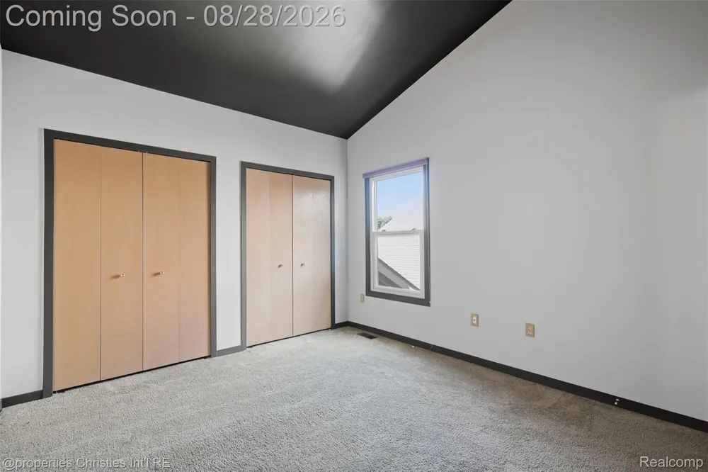 9360 Eastwind Drive #13 Livonia City, MI 48150