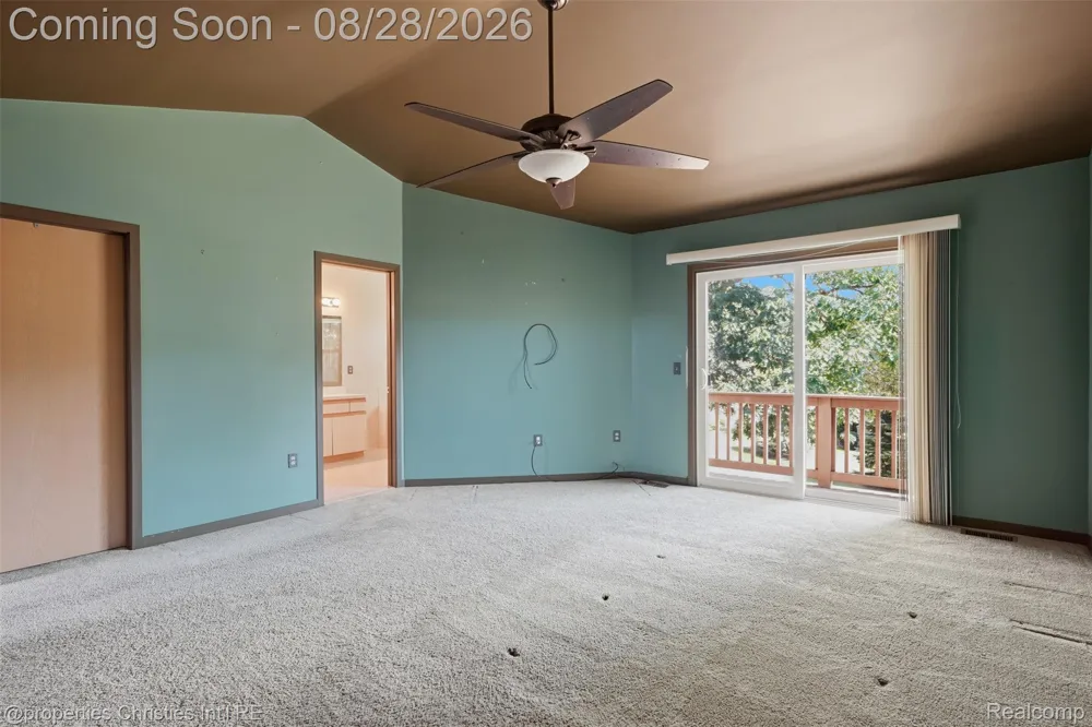 9360 Eastwind Drive #13 Livonia City, MI 48150