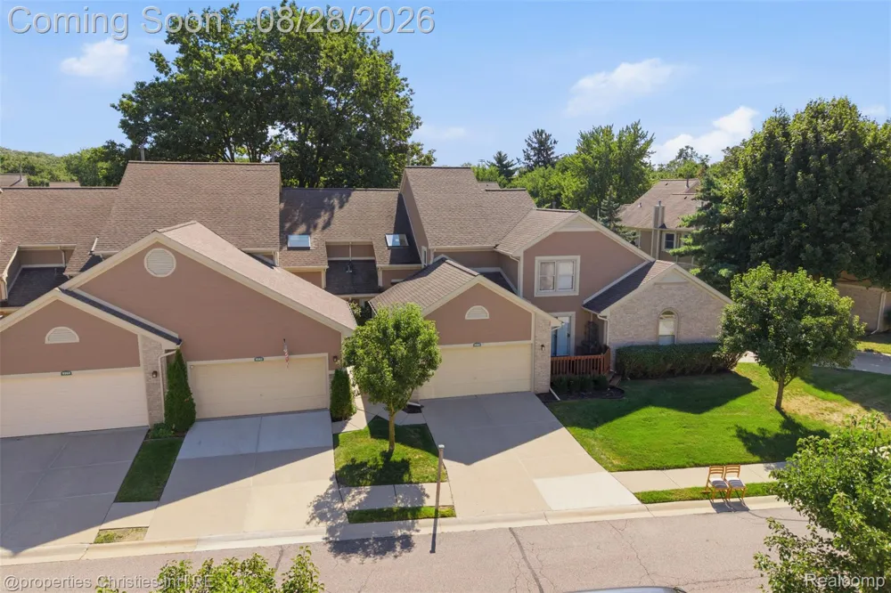 9360 Eastwind Drive #13 Livonia City, MI 48150