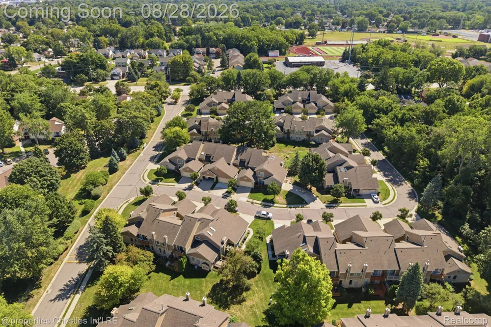 9360 Eastwind Drive #13 Livonia City, MI 48150