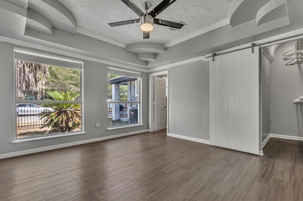1915 Canterbury Street Austin, TX 78702