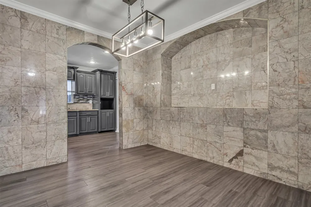 1915 Canterbury Street Austin, TX 78702