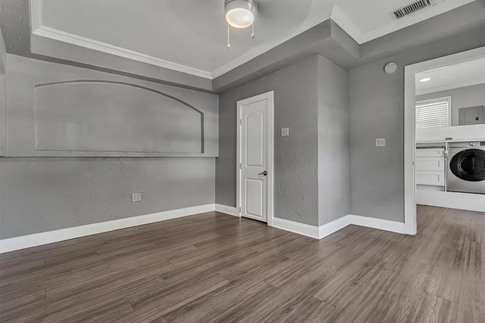 1915 Canterbury Street Austin, TX 78702