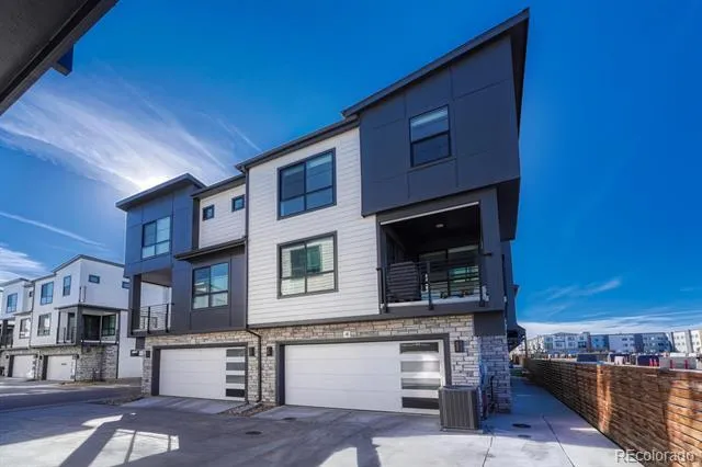 2022 S Holly Street #4 Denver, CO 80222