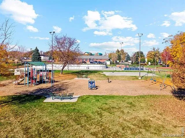 127 Robin Road Johnstown, CO 80534