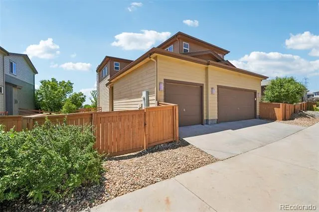10202 Southlawn Circle Commerce City, CO 80022