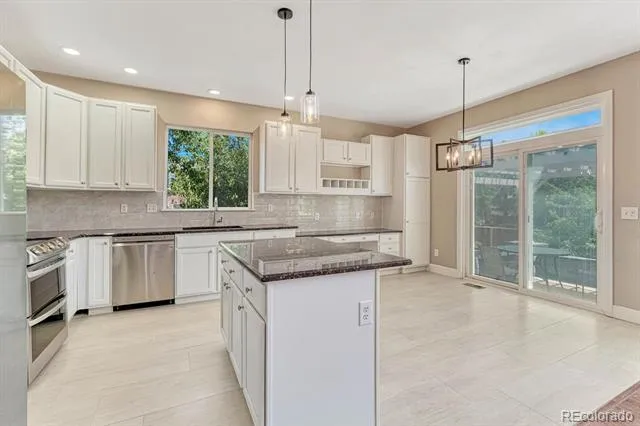 10202 Nickolas Avenue Littleton, CO 80130
