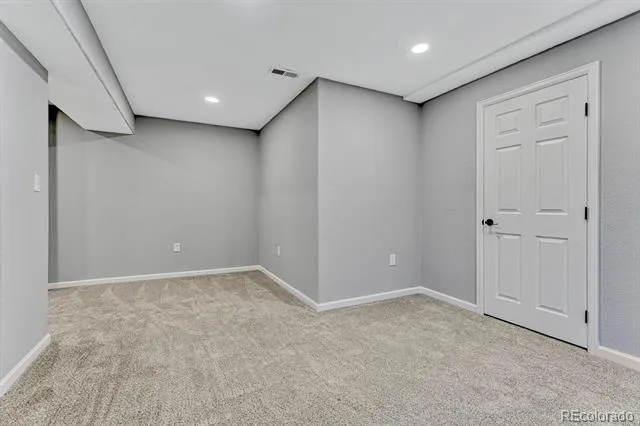 10202 Nickolas Avenue Littleton, CO 80130