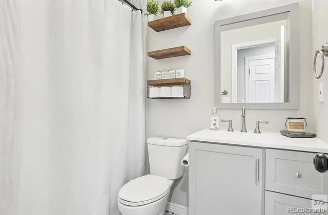 19003 E Oxford Drive Aurora, CO 80013