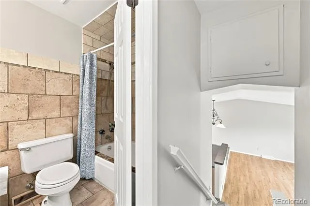 4037 E Caley Place Littleton, CO 80121