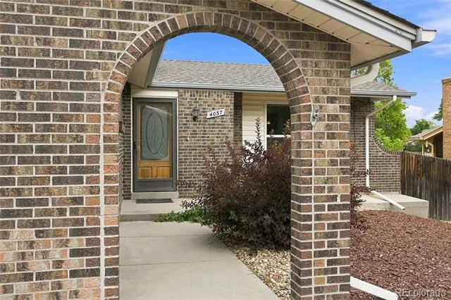 4037 E Caley Place Littleton, CO 80121