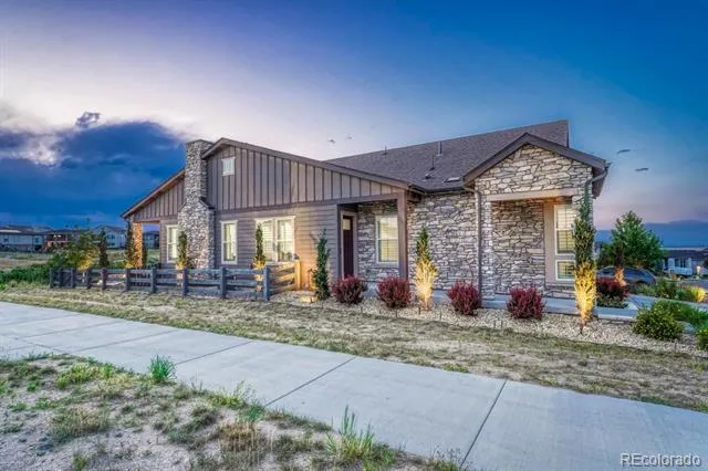 2083 Rim Ridge Drive Castle Rock, CO 80108