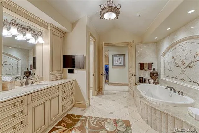 5684 Amber Ridge Drive Castle Pines, CO 80108