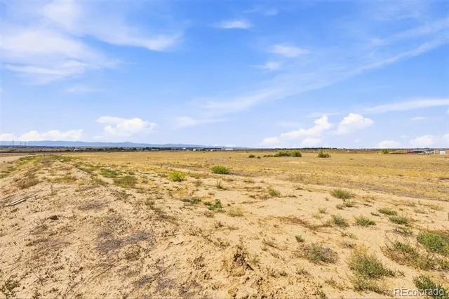 1822 Annie Lane Keenesburg, CO 80643