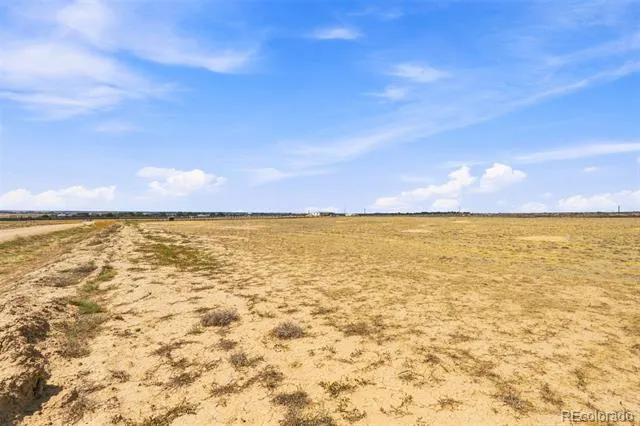 1822 Annie Lane Keenesburg, CO 80643