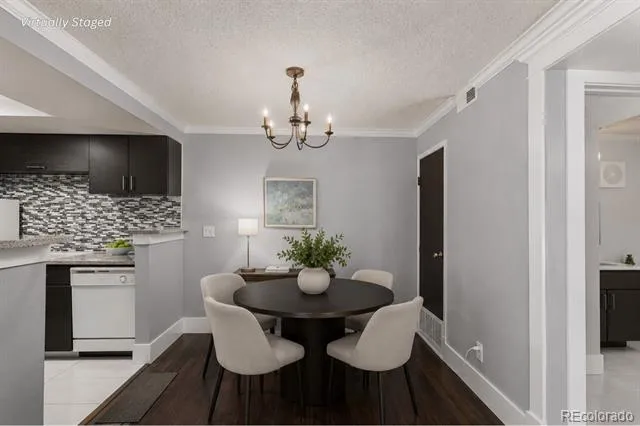 1863 S Pitkin Circle #B Aurora, CO 80017