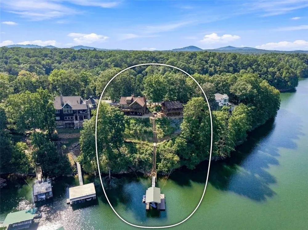 7556 Island Mill Road SE Acworth, GA 30102