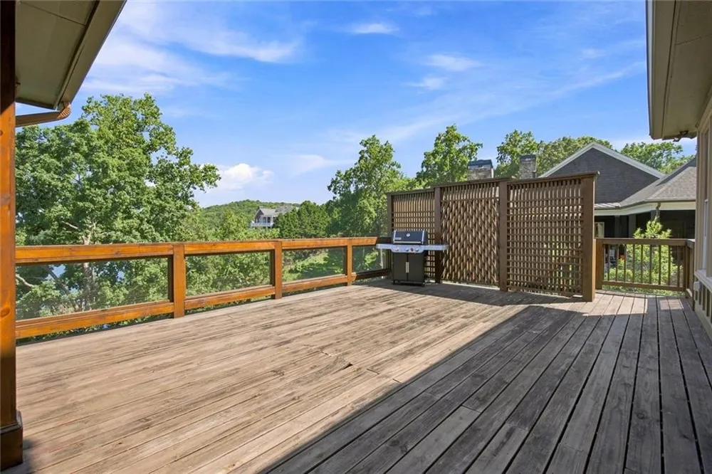 7556 Island Mill Road SE Acworth, GA 30102