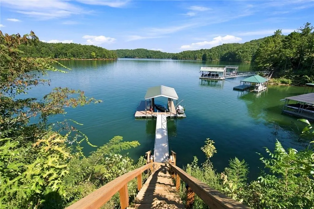 7556 Island Mill Road SE Acworth, GA 30102