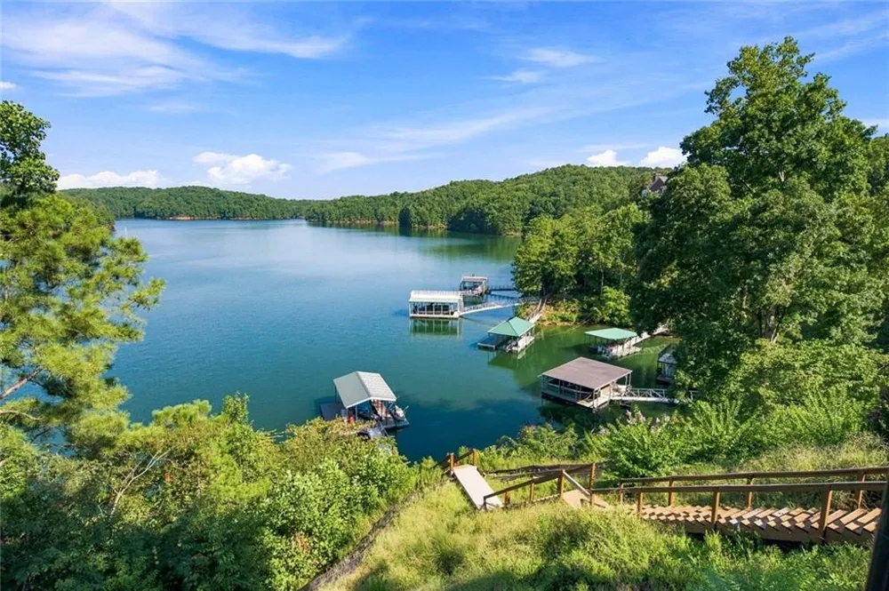 7556 Island Mill Road SE Acworth, GA 30102