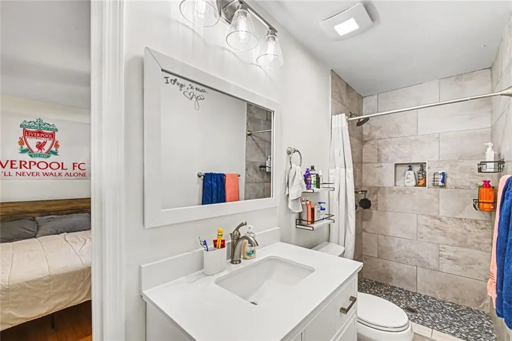 2730 Millwood Court Decatur, GA 30033