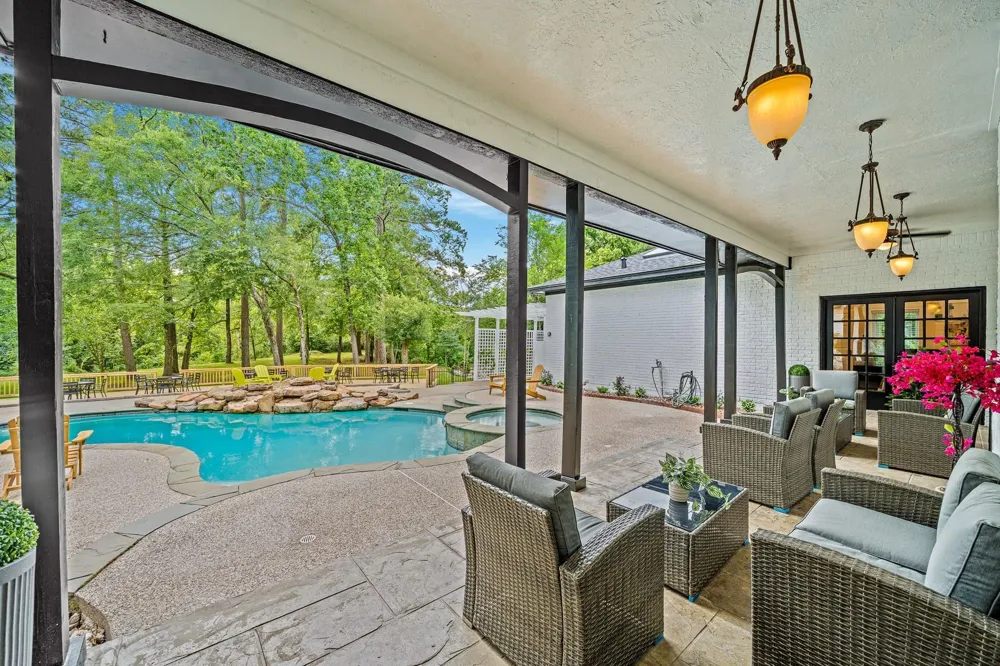 1966 Ogrady Drive Conroe, TX 77304
