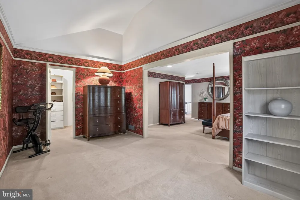 721 BUCKLEY ROAD Blue Bell, PA 19422