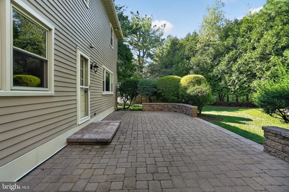 721 BUCKLEY ROAD Blue Bell, PA 19422