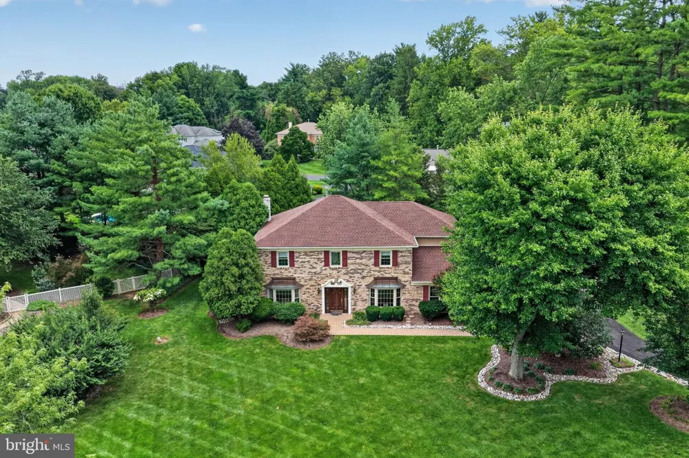 721 BUCKLEY ROAD Blue Bell, PA 19422