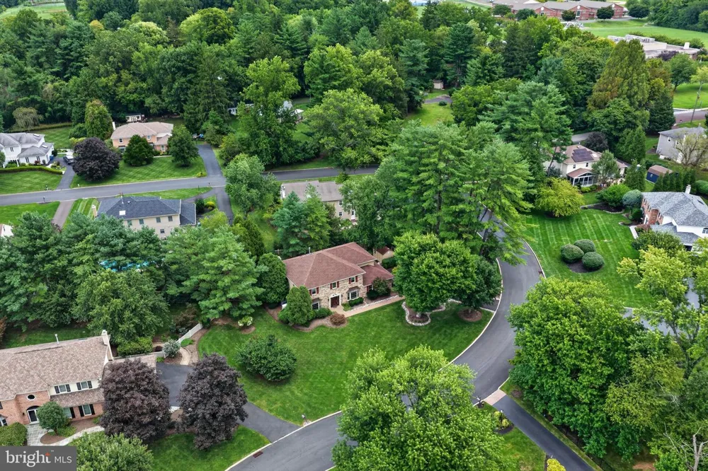 721 BUCKLEY ROAD Blue Bell, PA 19422