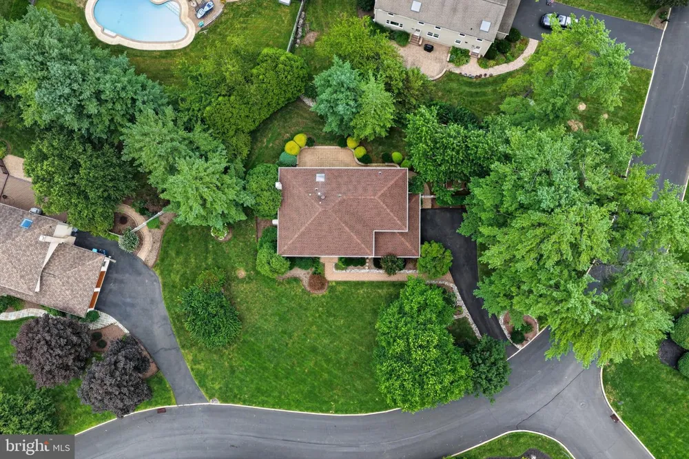 721 BUCKLEY ROAD Blue Bell, PA 19422