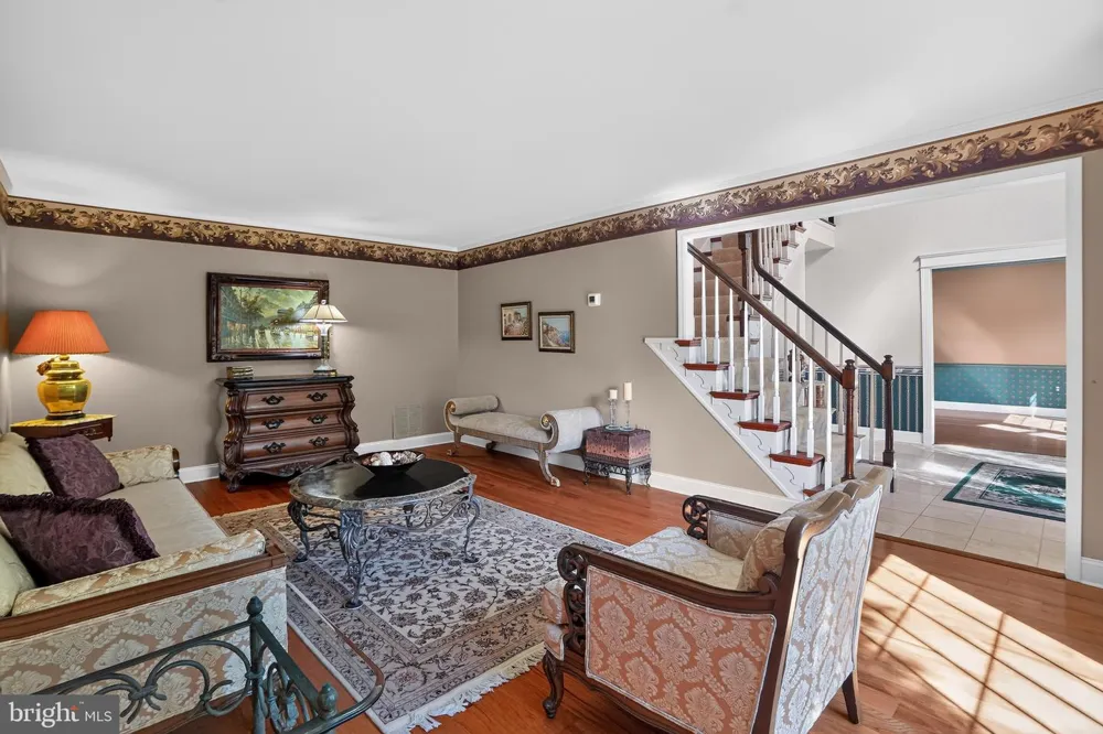 721 BUCKLEY ROAD Blue Bell, PA 19422