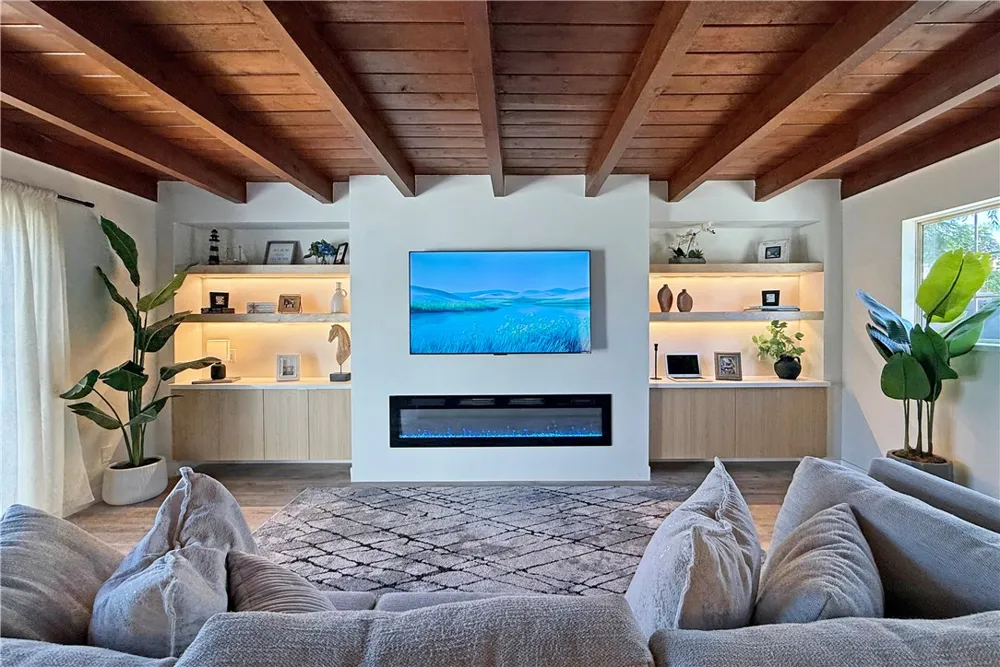 721 Milford Road Orange, CA 92867