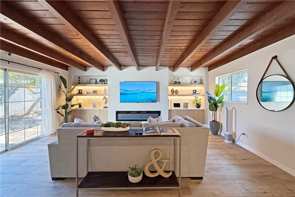 721 Milford Road Orange, CA 92867
