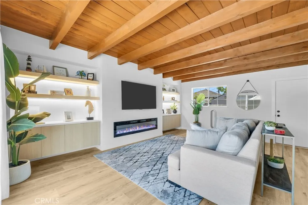 721 Milford Road Orange, CA 92867