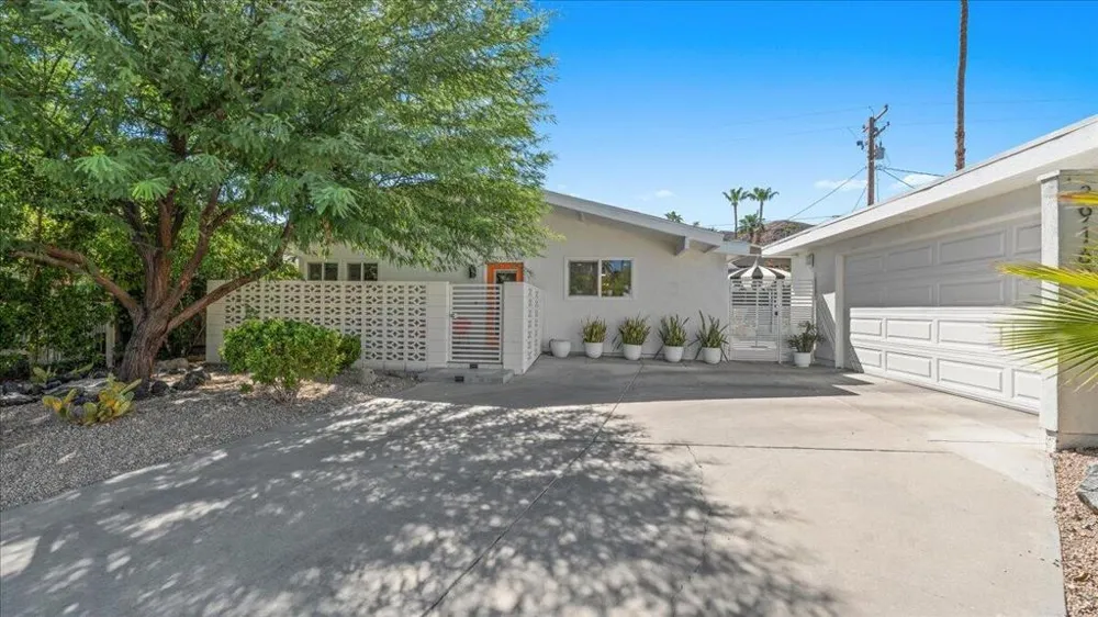 39162 Karen Street Cathedral City, CA 92234