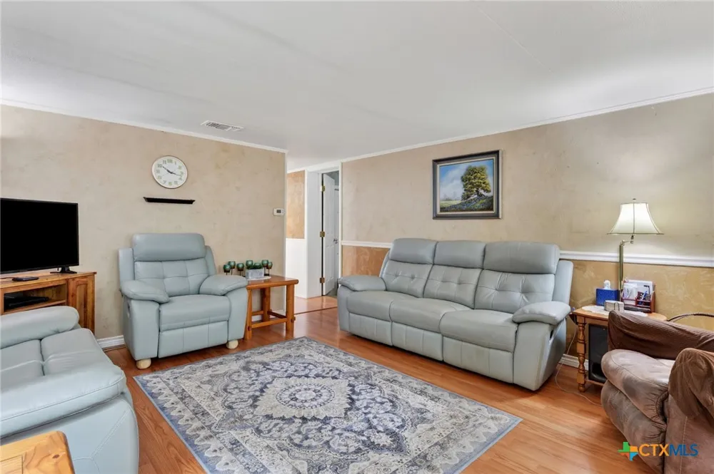 331 River Bend Drive New Braunfels, TX 78130