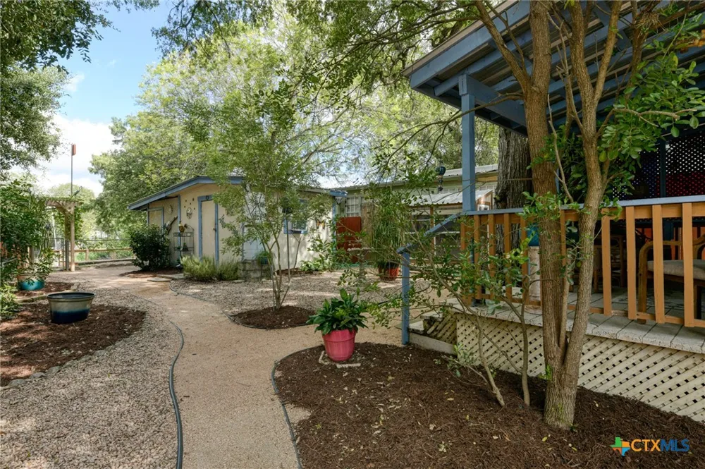 331 River Bend Drive New Braunfels, TX 78130