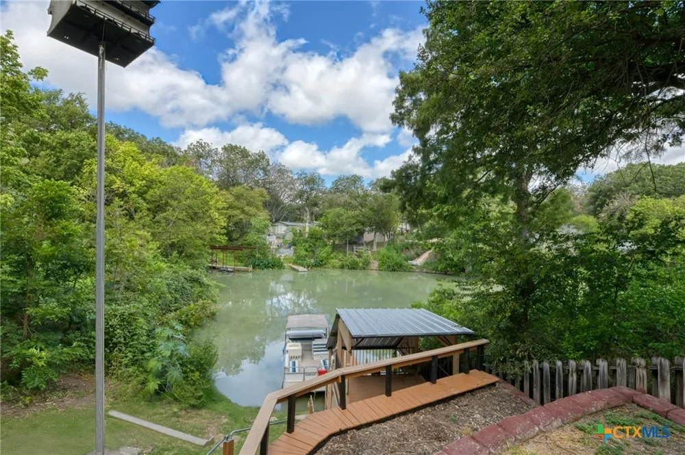 331 River Bend Drive New Braunfels, TX 78130