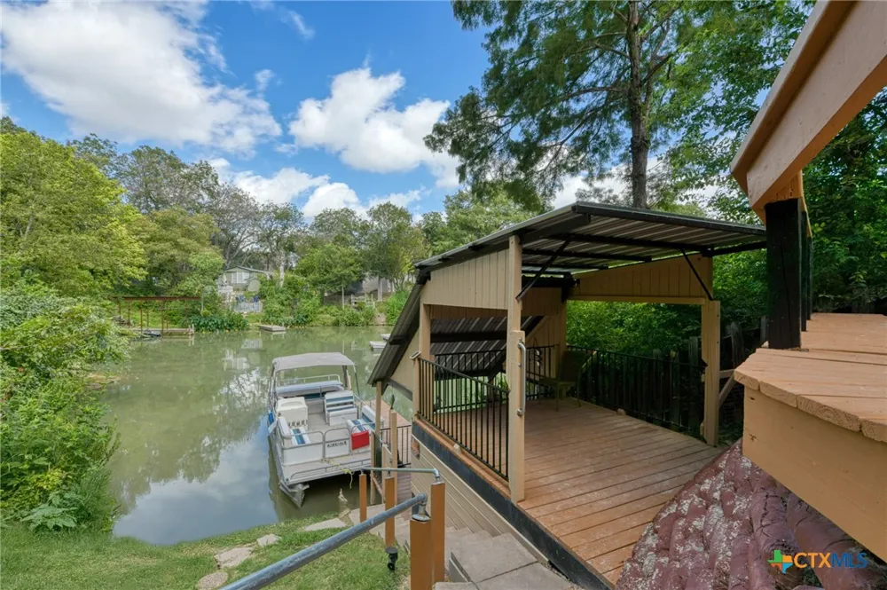 331 River Bend Drive New Braunfels, TX 78130