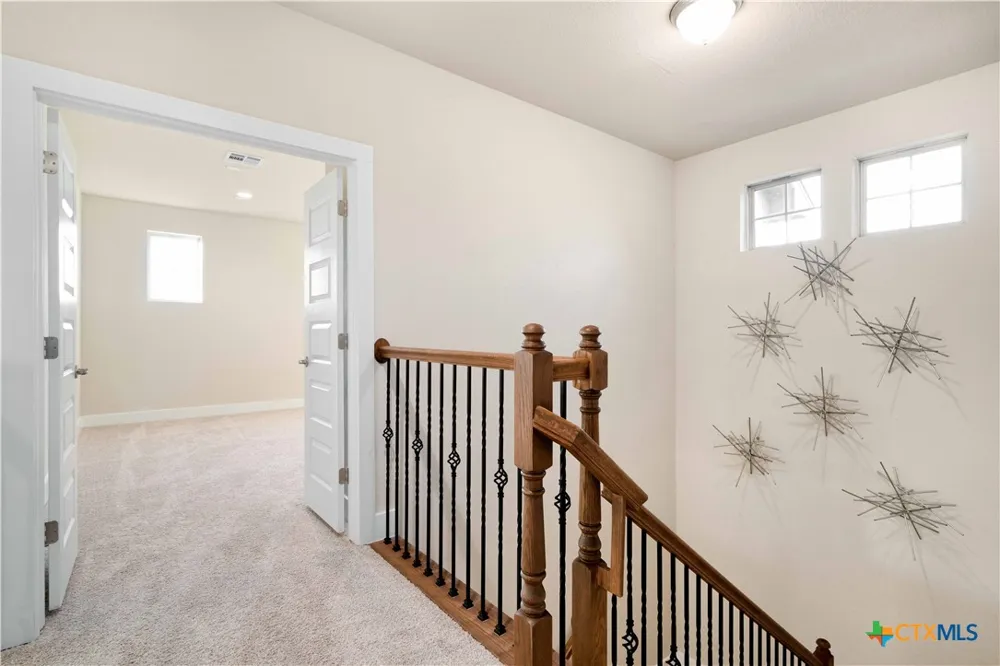 797 Lilly Bluff Castroville, TX 78009