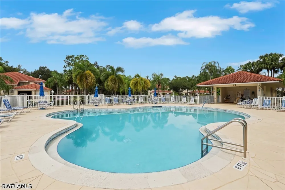 Luisa Court #4 Naples, FL 34104