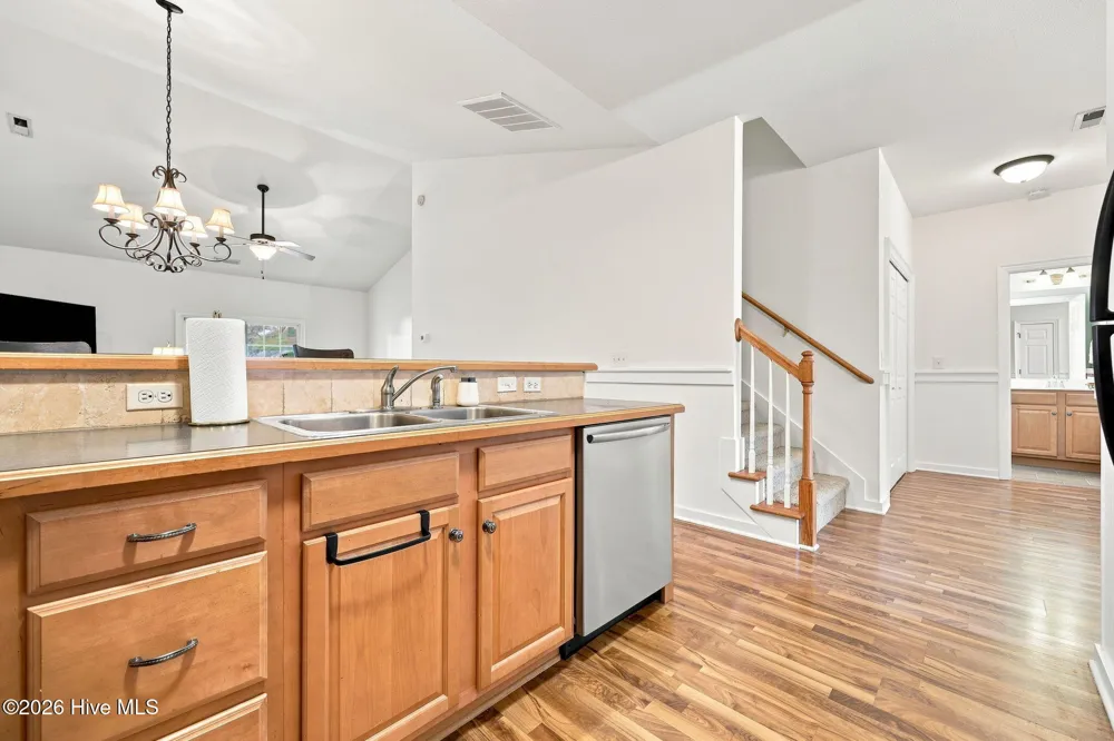 2205 Dovedale Drive #B Greenville, NC 27834