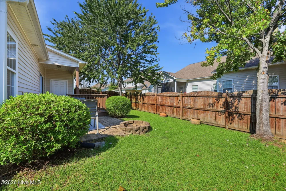 2205 Dovedale Drive #B Greenville, NC 27834